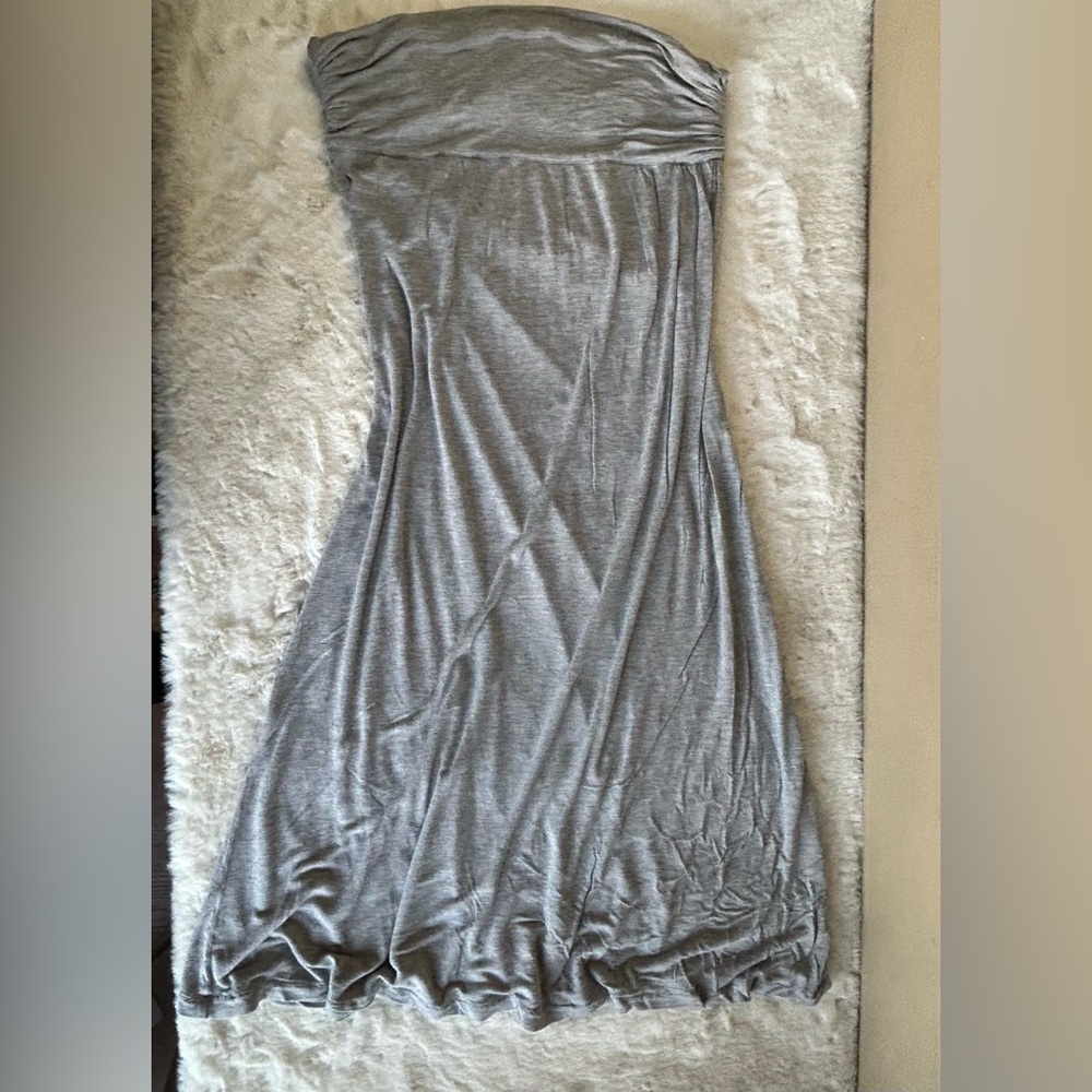 VENUS Light Gray Strapless Dress